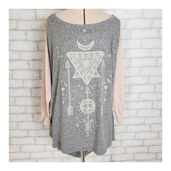 torrid Tops - Torrid 3/4 Sleeve Tribal Tshirt
